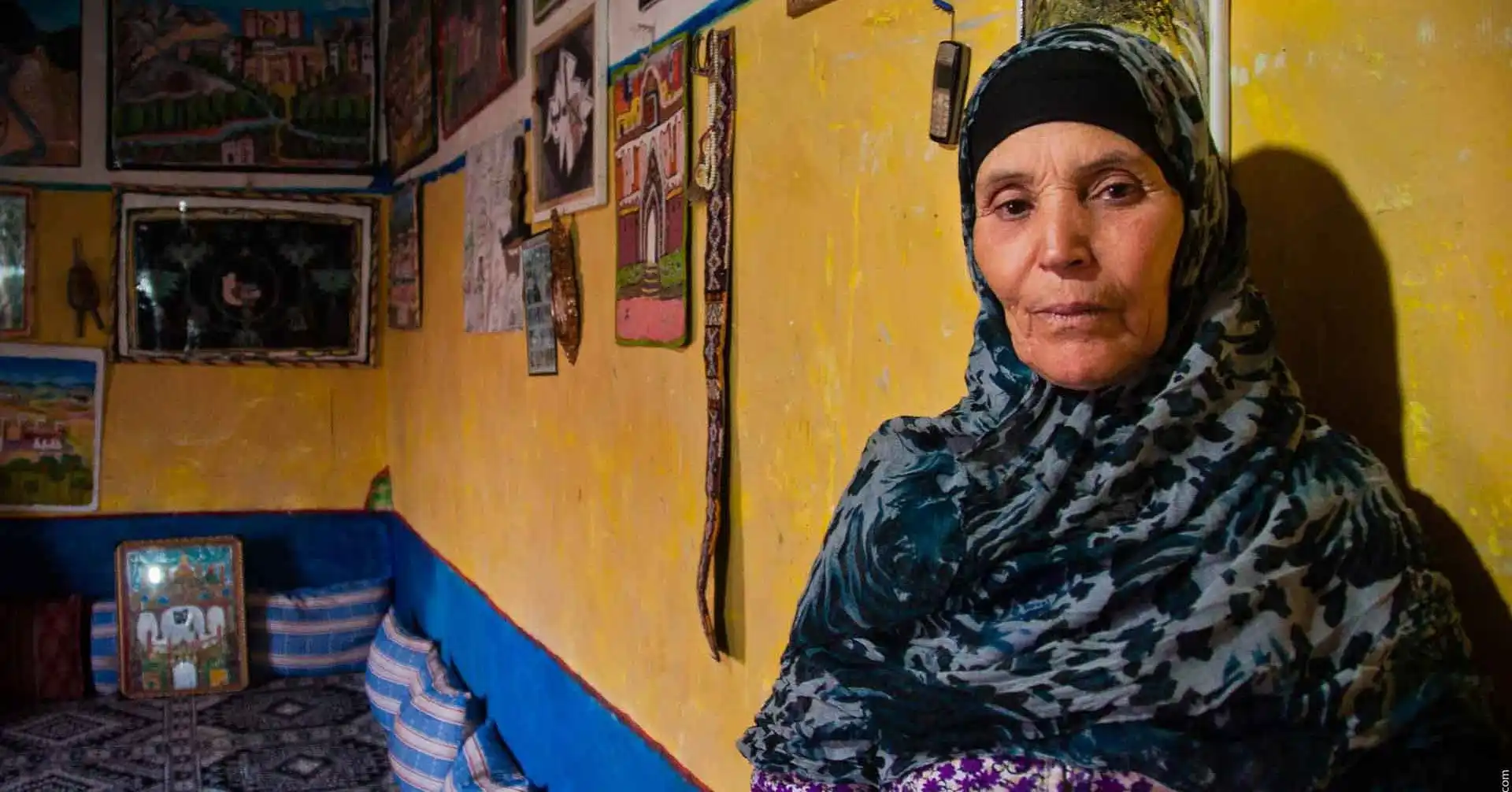 Fadma Aït Hmam, peintre amazighe de Taznakhte