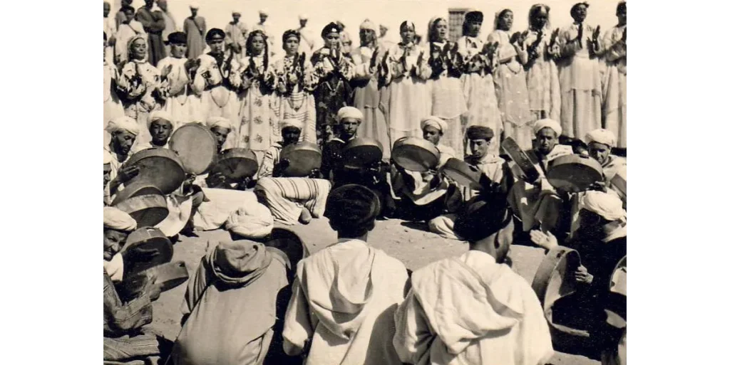 Ahwach in earlier times – Source: www.ouarzazate-1928-1956