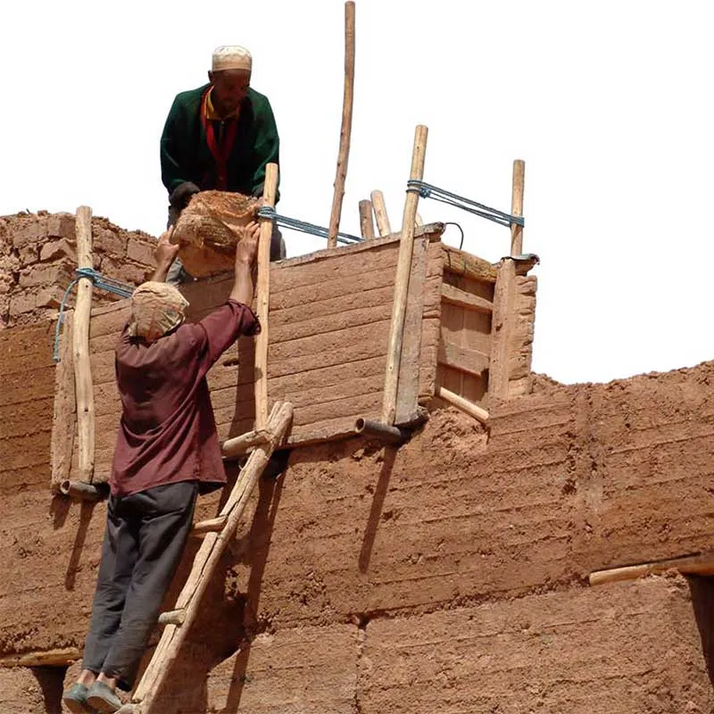The rammed-earth technique