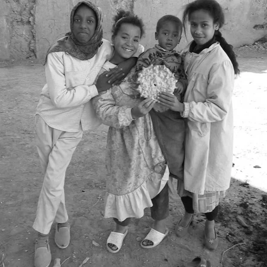Jeunes enfants de Taourirte à Ouarzazate, vers 2000