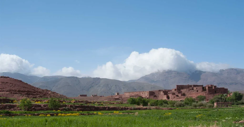 The Kasbah of Telouet seen from afar – Photo by A. Azizi